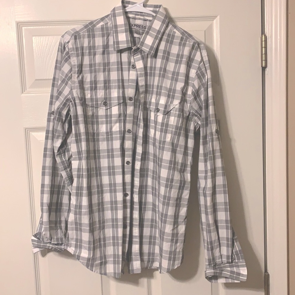 Express fitted button down. Size Large